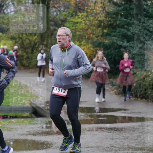 07.12.2025 - St. Pauli X-Mass-Run No. 15 Michael Burmester http://msf.ph/oto/9400626 07.12.2025 10:23:11 Laufen 3029, 1913 meine-sportfotos.de