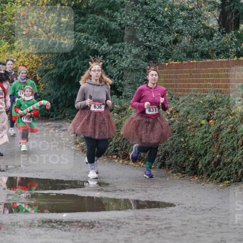 07.12.2025 - St. Pauli X-Mass-Run No. 15 Michael Burmester http://msf.ph/oto/9400628 07.12.2025 10:23:12 Laufen 4072, 1189, 11, 1195, 636, 631 meine-sportfotos.de