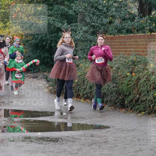 07.12.2025 - St. Pauli X-Mass-Run No. 15 Michael Burmester http://msf.ph/oto/9400630 07.12.2025 10:23:12 Laufen 4072, 1189, 1195, 636, 631 meine-sportfotos.de