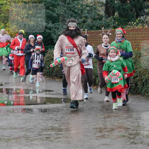 07.12.2025 - St. Pauli X-Mass-Run No. 15 Michael Burmester http://msf.ph/oto/9400646 07.12.2025 10:23:19 Laufen 2356, 2535, 1189, 072, 155, 1195, 00 meine-sportfotos.de