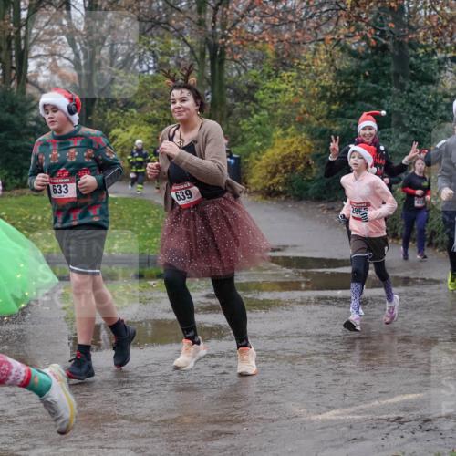 07.12.2025 - St. Pauli X-Mass-Run No. 15 Michael Burmester http://msf.ph/oto/9400698 07.12.2025 10:23:29 Laufen 559, 633, 639, 459, 2950, 284 meine-sportfotos.de