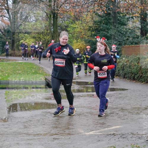 07.12.2025 - St. Pauli X-Mass-Run No. 15 Michael Burmester http://msf.ph/oto/9400721 07.12.2025 10:23:34 Laufen 4550 meine-sportfotos.de