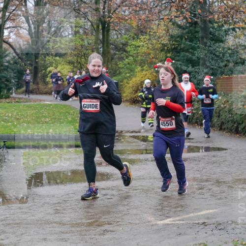 07.12.2025 - St. Pauli X-Mass-Run No. 15 Michael Burmester http://msf.ph/oto/9400723 07.12.2025 10:23:35 Laufen 4550, 4075 meine-sportfotos.de