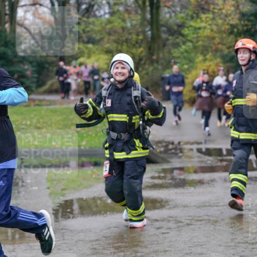 07.12.2025 - St. Pauli X-Mass-Run No. 15 Michael Burmester http://msf.ph/oto/9400745 07.12.2025 10:23:41 Laufen 075 meine-sportfotos.de