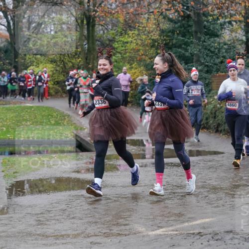 07.12.2025 - St. Pauli X-Mass-Run No. 15 Michael Burmester http://msf.ph/oto/9400765 07.12.2025 10:23:47 Laufen 2336, 2337, 3100, 4860, 2013 meine-sportfotos.de