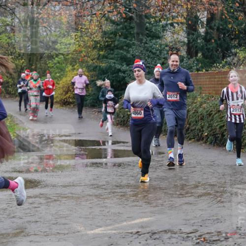 07.12.2025 - St. Pauli X-Mass-Run No. 15 Michael Burmester http://msf.ph/oto/9400768 07.12.2025 10:23:48 Laufen 2327, 2762, 4860, 2012, 2013 meine-sportfotos.de