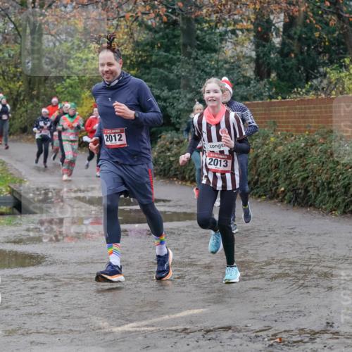 07.12.2025 - St. Pauli X-Mass-Run No. 15 Michael Burmester http://msf.ph/oto/9400776 07.12.2025 10:23:49 Laufen 60, 2012, 2013 meine-sportfotos.de