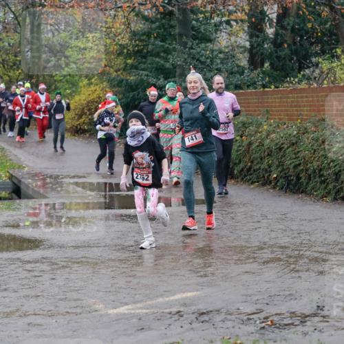 07.12.2025 - St. Pauli X-Mass-Run No. 15 Michael Burmester http://msf.ph/oto/9400788 07.12.2025 10:23:52 Laufen 18637, 141, 2563, 2762 meine-sportfotos.de