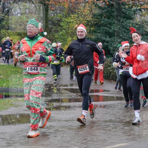 07.12.2025 - St. Pauli X-Mass-Run No. 15 Michael Burmester http://msf.ph/oto/9400809 07.12.2025 10:23:57 Laufen 15, 1848, 4255, 186 meine-sportfotos.de