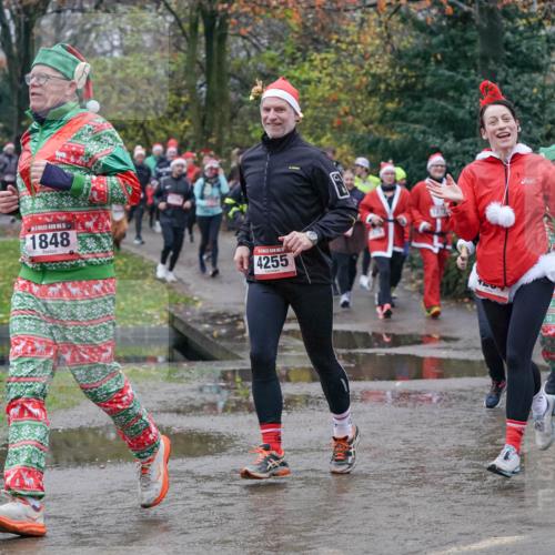 07.12.2025 - St. Pauli X-Mass-Run No. 15 Michael Burmester http://msf.ph/oto/9400812 07.12.2025 10:23:57 Laufen 5, 1848, 4255 meine-sportfotos.de