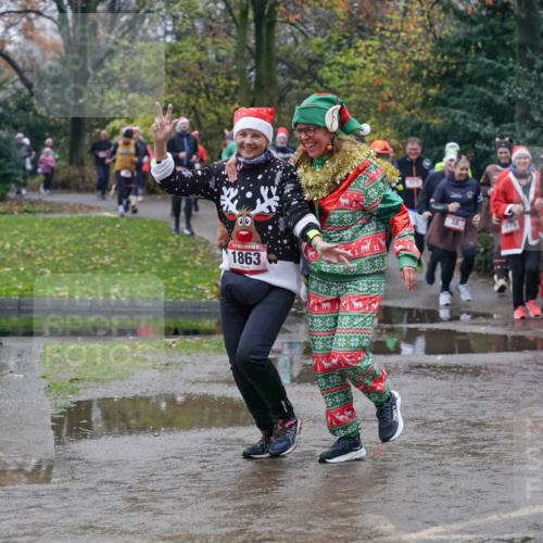 07.12.2025 - St. Pauli X-Mass-Run No. 15 Michael Burmester http://msf.ph/oto/9400818 07.12.2025 10:23:59 Laufen 1863, 1375, 2303, 2306 meine-sportfotos.de