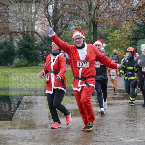 07.12.2025 - St. Pauli X-Mass-Run No. 15 Michael Burmester http://msf.ph/oto/9400838 07.12.2025 10:24:04 Laufen 15, 1872, 594, 571, 1011, 2459, 38 meine-sportfotos.de
