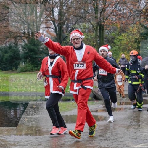 07.12.2025 - St. Pauli X-Mass-Run No. 15 Michael Burmester http://msf.ph/oto/9400839 07.12.2025 10:24:04 Laufen 875, 5, 1872, 2594, 1015, 57, 2459, 38 meine-sportfotos.de