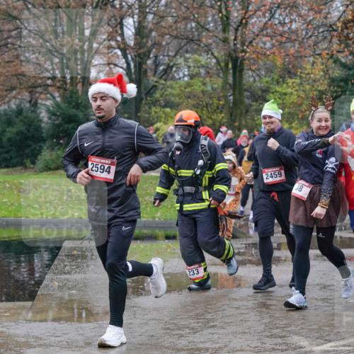 07.12.2025 - St. Pauli X-Mass-Run No. 15 Michael Burmester http://msf.ph/oto/9400846 07.12.2025 10:24:05 Laufen 5, 2594, 233, 2459, 38, 1301, 1421 meine-sportfotos.de
