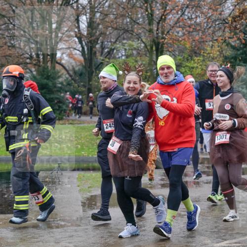 07.12.2025 - St. Pauli X-Mass-Run No. 15 Michael Burmester http://msf.ph/oto/9400850 07.12.2025 10:24:06 Laufen 33, 245, 38, 57, 1421, 019, 1301, 55, 48 meine-sportfotos.de