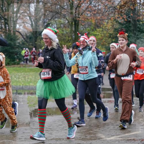 07.12.2025 - St. Pauli X-Mass-Run No. 15 Michael Burmester http://msf.ph/oto/9400862 07.12.2025 10:24:08 Laufen 81, 5, 4876, 296, 4855, 2359, 235, 64, 319 meine-sportfotos.de
