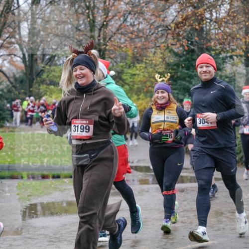 07.12.2025 - St. Pauli X-Mass-Run No. 15 Michael Burmester http://msf.ph/oto/9400873 07.12.2025 10:24:11 Laufen 2359, 15, 3199, 30, 1823 meine-sportfotos.de