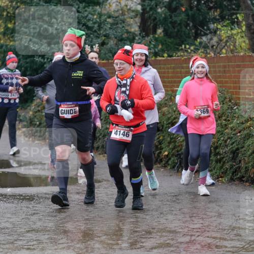 07.12.2025 - St. Pauli X-Mass-Run No. 15 Michael Burmester http://msf.ph/oto/9400894 07.12.2025 10:24:16 Laufen 15, 4146, 2369 meine-sportfotos.de
