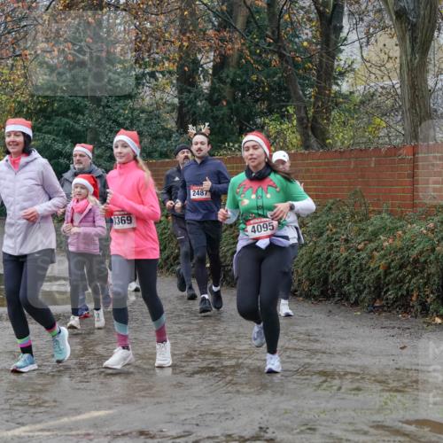 07.12.2025 - St. Pauli X-Mass-Run No. 15 Michael Burmester http://msf.ph/oto/9400906 07.12.2025 10:24:18 Laufen 3369, 2487, 4095 meine-sportfotos.de