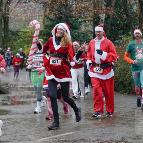 07.12.2025 - St. Pauli X-Mass-Run No. 15 Michael Burmester http://msf.ph/oto/9400957 07.12.2025 10:24:29 Laufen 15, 250, 1051, 15, 821, 8, 824, 322 meine-sportfotos.de