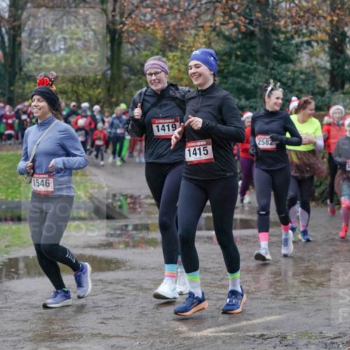 07.12.2025 - St. Pauli X-Mass-Run No. 15 Michael Burmester http://msf.ph/oto/9400972 07.12.2025 10:24:33 Laufen 1546, 1419, 1415, 2582, 2482582, 58 meine-sportfotos.de