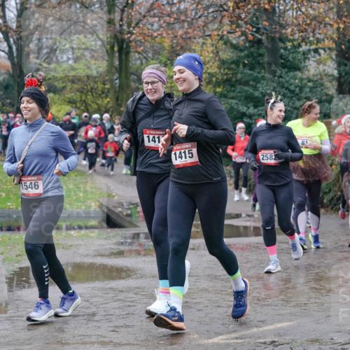 07.12.2025 - St. Pauli X-Mass-Run No. 15 Michael Burmester http://msf.ph/oto/9400973 07.12.2025 10:24:33 Laufen 15, 1546, 1, 141, 15, 1415, 81, 2582, 2488, 2583, 58 meine-sportfotos.de