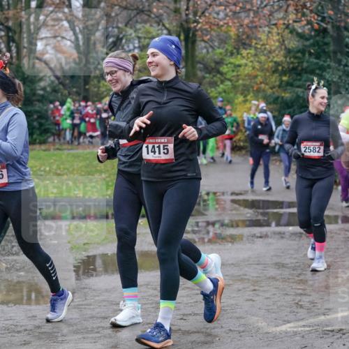 07.12.2025 - St. Pauli X-Mass-Run No. 15 Michael Burmester http://msf.ph/oto/9400977 07.12.2025 10:24:34 Laufen 546, 15, 1415, 2582, 81, 248, 1588 meine-sportfotos.de