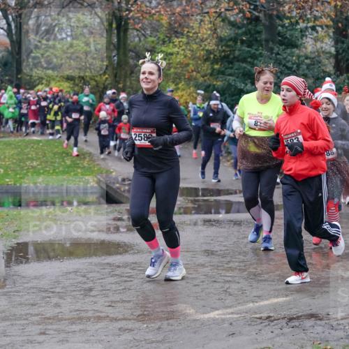 07.12.2025 - St. Pauli X-Mass-Run No. 15 Michael Burmester http://msf.ph/oto/9400981 07.12.2025 10:24:35 Laufen 258, 02, 88, 58 meine-sportfotos.de