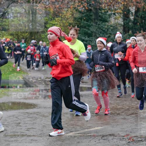 07.12.2025 - St. Pauli X-Mass-Run No. 15 Michael Burmester http://msf.ph/oto/9400984 07.12.2025 10:24:35 Laufen 2582, 32, 2488, 1267, 58 meine-sportfotos.de