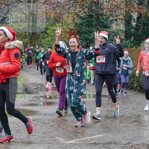 07.12.2025 - St. Pauli X-Mass-Run No. 15 Michael Burmester http://msf.ph/oto/9400998 07.12.2025 10:24:38 Laufen 1267, 275, 32, 4617, 3036, 1758 meine-sportfotos.de