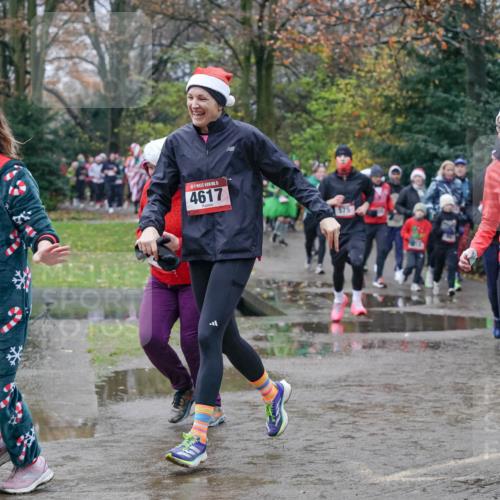 07.12.2025 - St. Pauli X-Mass-Run No. 15 Michael Burmester http://msf.ph/oto/9401005 07.12.2025 10:24:39 Laufen 15, 4617, 1758 meine-sportfotos.de