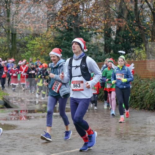07.12.2025 - St. Pauli X-Mass-Run No. 15 Michael Burmester http://msf.ph/oto/9401020 07.12.2025 10:24:42 Laufen 3026, 3030, 15, 563, 510, 123, 1750 meine-sportfotos.de