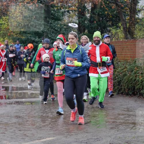 07.12.2025 - St. Pauli X-Mass-Run No. 15 Michael Burmester http://msf.ph/oto/9401023 07.12.2025 10:24:44 Laufen 507, 3123, 15, 175, 1747 meine-sportfotos.de