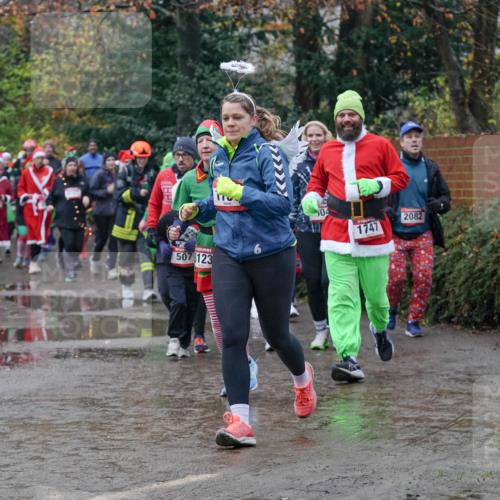 07.12.2025 - St. Pauli X-Mass-Run No. 15 Michael Burmester http://msf.ph/oto/9401025 07.12.2025 10:24:44 Laufen 5078123, 04, 1747, 2082 meine-sportfotos.de