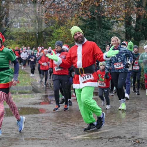 07.12.2025 - St. Pauli X-Mass-Run No. 15 Michael Burmester http://msf.ph/oto/9401034 07.12.2025 10:24:45 Laufen 23, 50, 1747, 510, 504, 3042, 2321, 2082 meine-sportfotos.de