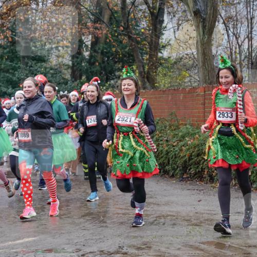 07.12.2025 - St. Pauli X-Mass-Run No. 15 Michael Burmester http://msf.ph/oto/9401062 07.12.2025 10:24:53 Laufen 060, 040, 1089, 1245, 2921, 15, 2933 meine-sportfotos.de