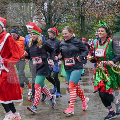 07.12.2025 - St. Pauli X-Mass-Run No. 15 Michael Burmester http://msf.ph/oto/9401068 07.12.2025 10:24:54 Laufen 1060, 553, 46, 1089, 2921, 1245 meine-sportfotos.de