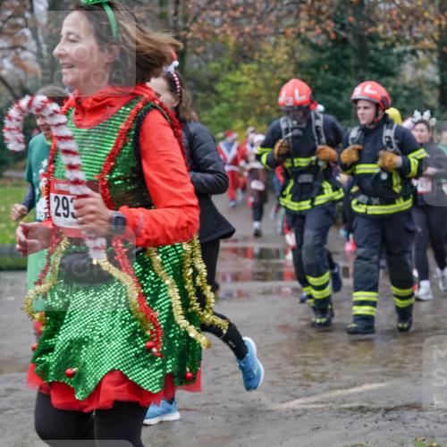 07.12.2025 - St. Pauli X-Mass-Run No. 15 Michael Burmester http://msf.ph/oto/9401071 07.12.2025 10:24:55 Laufen 293, 2326 meine-sportfotos.de