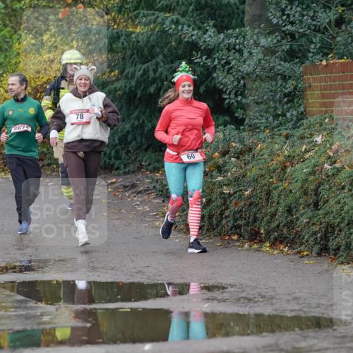 07.12.2025 - St. Pauli X-Mass-Run No. 15 Michael Burmester http://msf.ph/oto/9401135 07.12.2025 10:25:17 Laufen 42, 09, 2643, 2674, 78, 60 meine-sportfotos.de