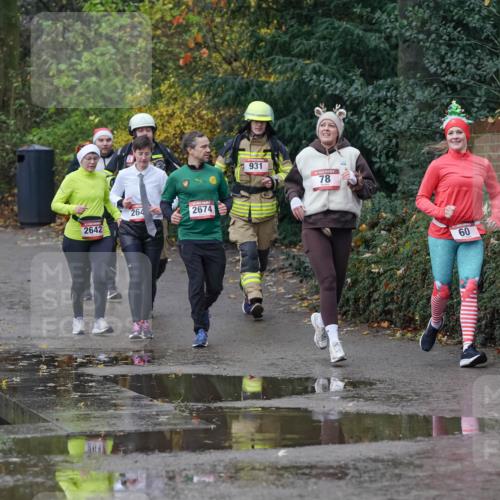 07.12.2025 - St. Pauli X-Mass-Run No. 15 Michael Burmester http://msf.ph/oto/9401139 07.12.2025 10:25:18 Laufen 4493, 2642, 264, 2674, 931, 78, 60 meine-sportfotos.de