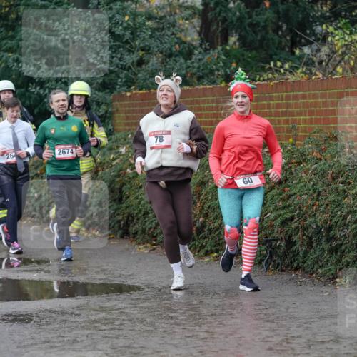 07.12.2025 - St. Pauli X-Mass-Run No. 15 Michael Burmester http://msf.ph/oto/9401144 07.12.2025 10:25:21 Laufen 2642, 109, 78, 264, 2674, 60 meine-sportfotos.de