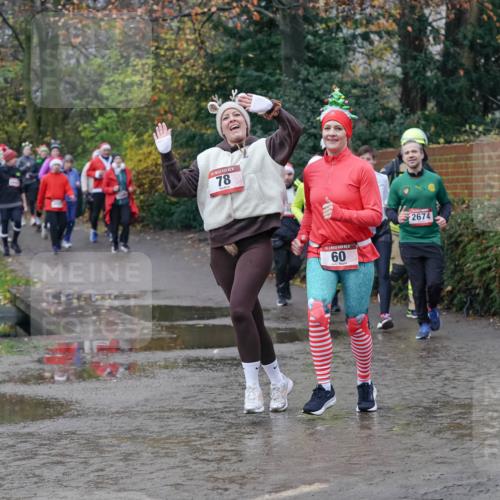 07.12.2025 - St. Pauli X-Mass-Run No. 15 Michael Burmester http://msf.ph/oto/9401153 07.12.2025 10:25:23 Laufen 78, 5, 60, 2674 meine-sportfotos.de