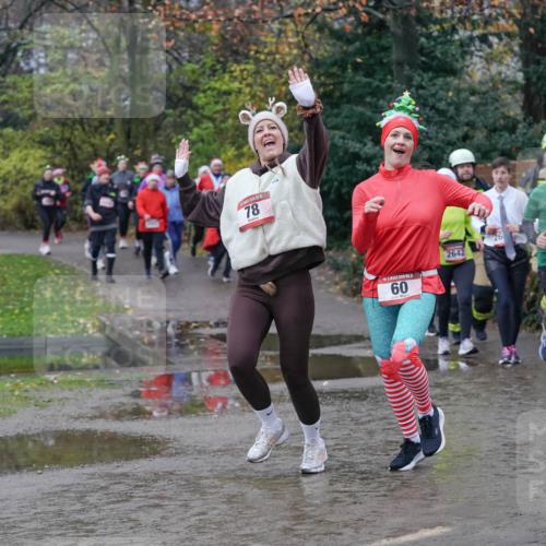 07.12.2025 - St. Pauli X-Mass-Run No. 15 Michael Burmester http://msf.ph/oto/9401156 07.12.2025 10:25:23 Laufen 78, 60, 2642, 26, 2674 meine-sportfotos.de