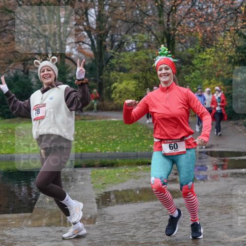 07.12.2025 - St. Pauli X-Mass-Run No. 15 Michael Burmester http://msf.ph/oto/9401163 07.12.2025 10:25:24 Laufen 78, 60, 2642 meine-sportfotos.de