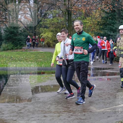 07.12.2025 - St. Pauli X-Mass-Run No. 15 Michael Burmester http://msf.ph/oto/9401175 07.12.2025 10:25:27 Laufen 3, 264, 2674, 931 meine-sportfotos.de