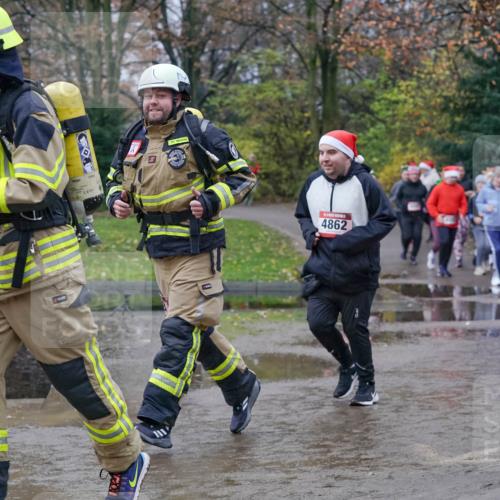 07.12.2025 - St. Pauli X-Mass-Run No. 15 Michael Burmester http://msf.ph/oto/9401184 07.12.2025 10:25:29 Laufen 931, 4862 meine-sportfotos.de