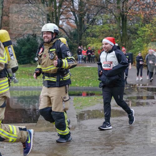 07.12.2025 - St. Pauli X-Mass-Run No. 15 Michael Burmester http://msf.ph/oto/9401186 07.12.2025 10:25:29 Laufen 931, 303, 4862 meine-sportfotos.de