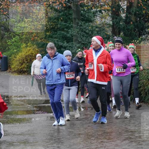 07.12.2025 - St. Pauli X-Mass-Run No. 15 Michael Burmester http://msf.ph/oto/9401201 07.12.2025 10:25:33 Laufen 4880, 1274, 8, 287, 1273, 917 meine-sportfotos.de