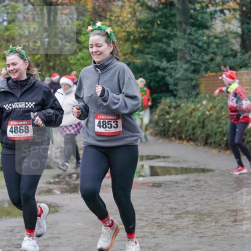 07.12.2025 - St. Pauli X-Mass-Run No. 15 Michael Burmester http://msf.ph/oto/9401225 07.12.2025 10:25:39 Laufen 15, 4868, 15, 4853 meine-sportfotos.de