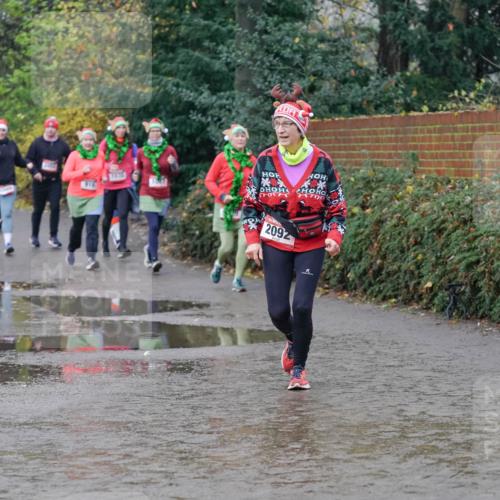 07.12.2025 - St. Pauli X-Mass-Run No. 15 Michael Burmester http://msf.ph/oto/9401227 07.12.2025 10:25:40 Laufen 2092 meine-sportfotos.de